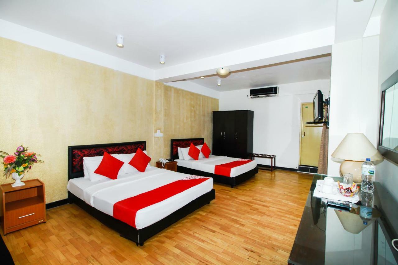 Omega Regency Colombo Hotel Exterior photo