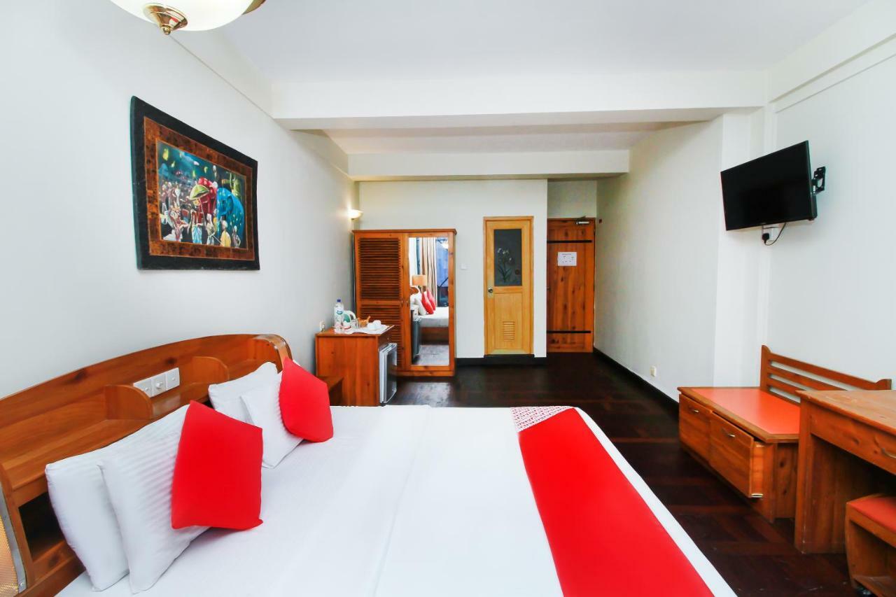 Omega Regency Colombo Hotel Exterior photo